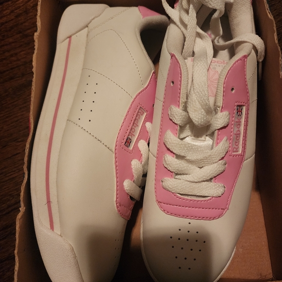 Reebok Classic Princess Sneakers size 6 - Picture 2 of 9